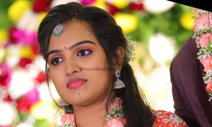 Suji's Bridal makeup artist